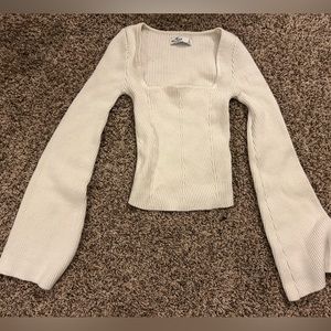 White Hollister flared sleeve cropped shirt